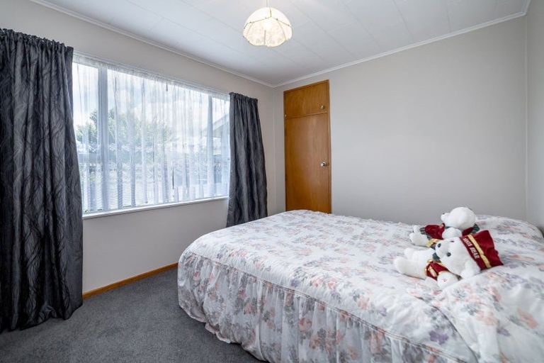 Photo of property in 2 Booth Street, Carterton, 5713