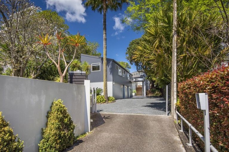 Photo of property in 53a Stanley Point Road, Stanley Point, Auckland, 0624