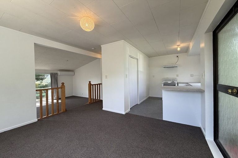 Photo of property in 54 Guadeloupe Crescent, Grenada Village, Wellington, 6037