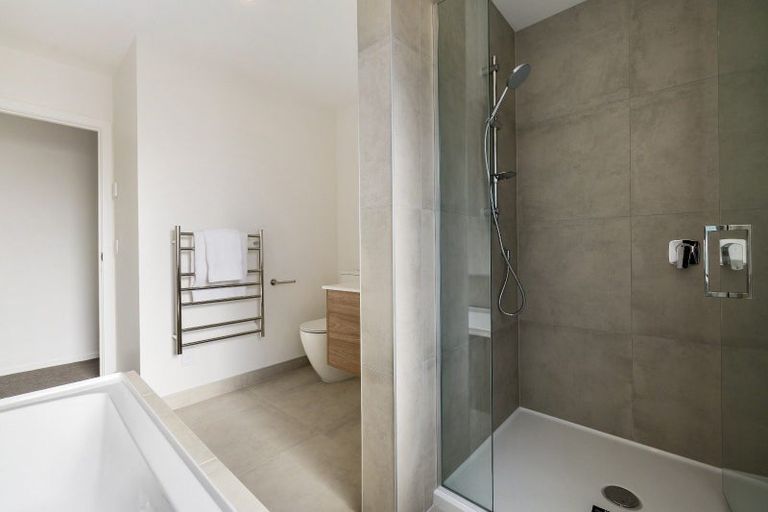 Photo of property in 30 Grain Close, Jacks Point, 9371