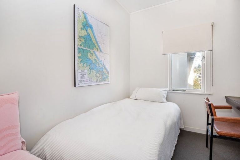 Photo of property in 15a Marine Parade, Mount Maunganui, 3116