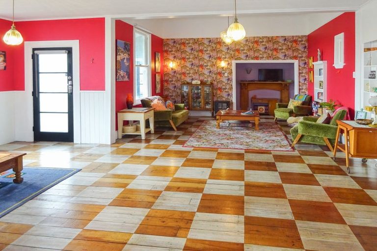 Photo of property in 36 Robinson Street, Foxton, 4814