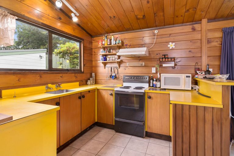 Photo of property in 5 Beryl Place, Pukehangi, Rotorua, 3015