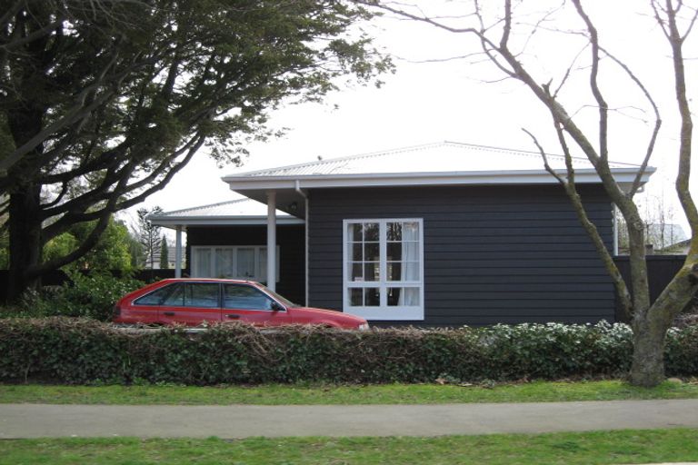 Photo of property in 14 Thorrington Road, Cashmere, Christchurch, 8022