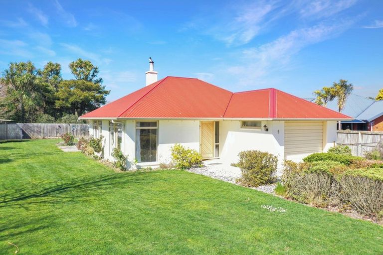Photo of property in 5 Birchside Lane, Tinwald, Ashburton, 7700