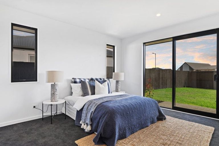 Photo of property in 2 Mackinnon Street, Marshland, Christchurch, 8083