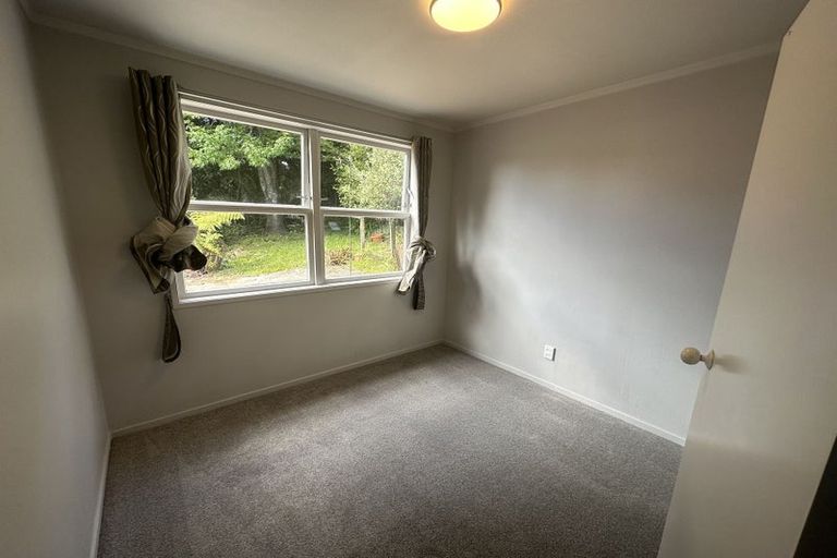 Photo of property in 57 Waitaki Street, Henderson, Auckland, 0612