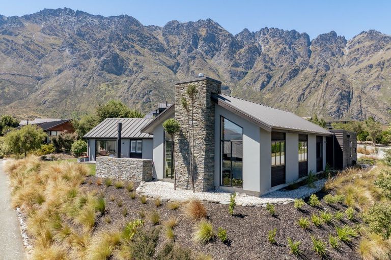 Photo of property in 15 Mckellar Drive, Jacks Point, Queenstown, 9371