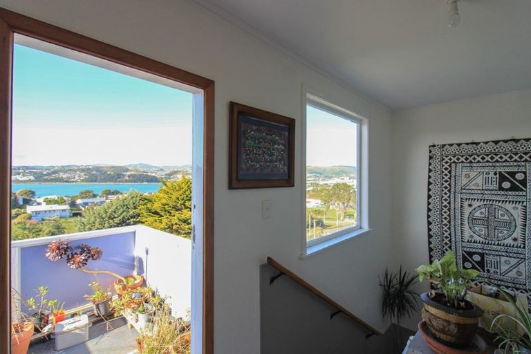 Photo of property in 19 Arene Grove, Titahi Bay, Porirua, 5022