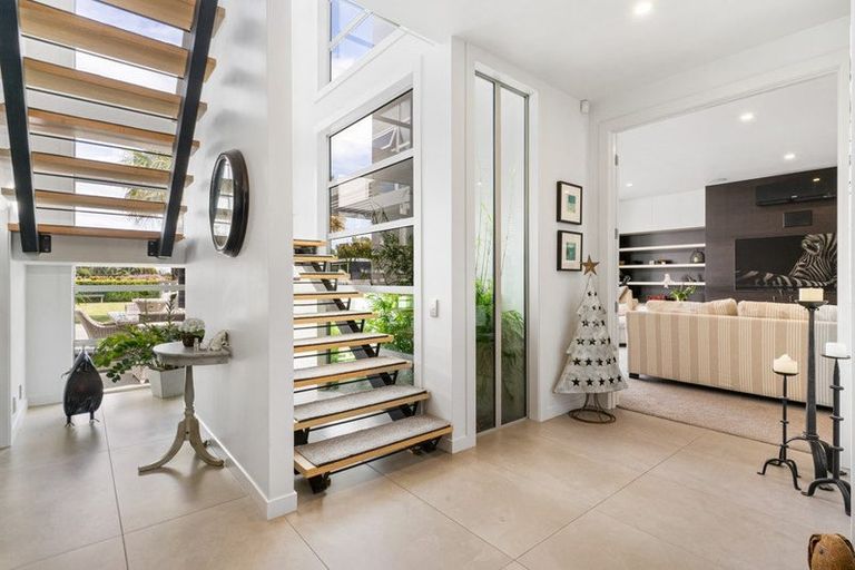 Photo of property in 4 Leabridge Mews, Harewood, Christchurch, 8051