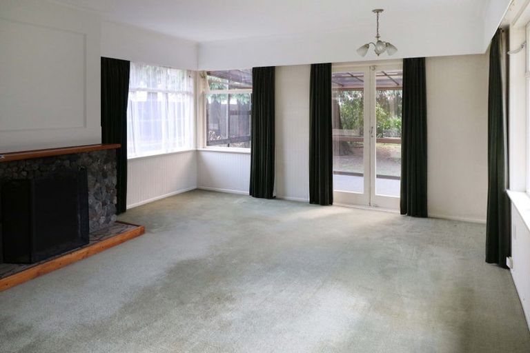 Photo of property in 12 Rawhiti Street, Stokes Valley, Lower Hutt, 5019
