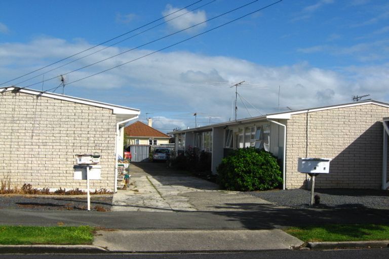Photo of property in 122f Argyle Street, Mosgiel, 9024