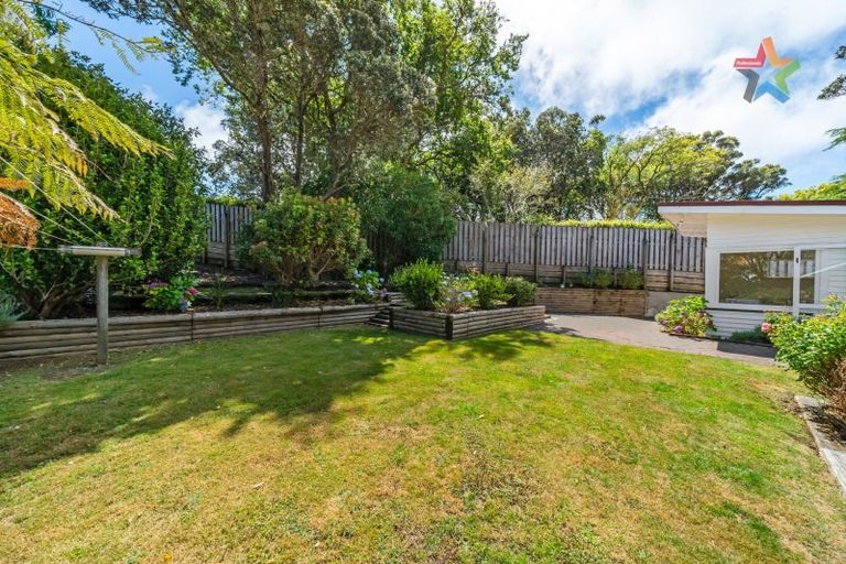 Photo of property in 52 Homewood Avenue, Karori, Wellington, 6012