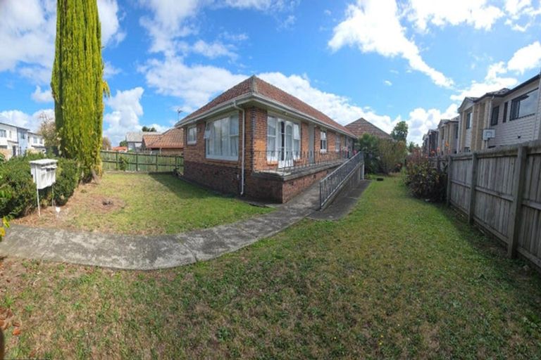 Photo of property in 7 Corin Avenue, Manurewa, Auckland, 2102