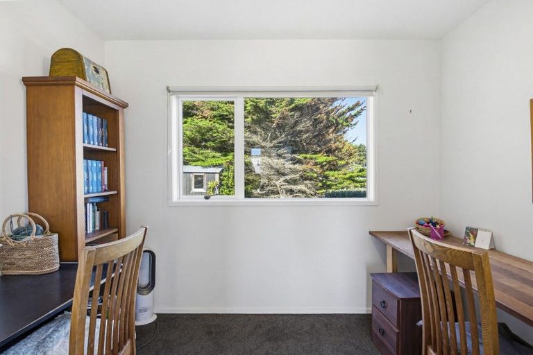 Photo of property in 246 Park Avenue, Waitarere Beach, Levin, 5510