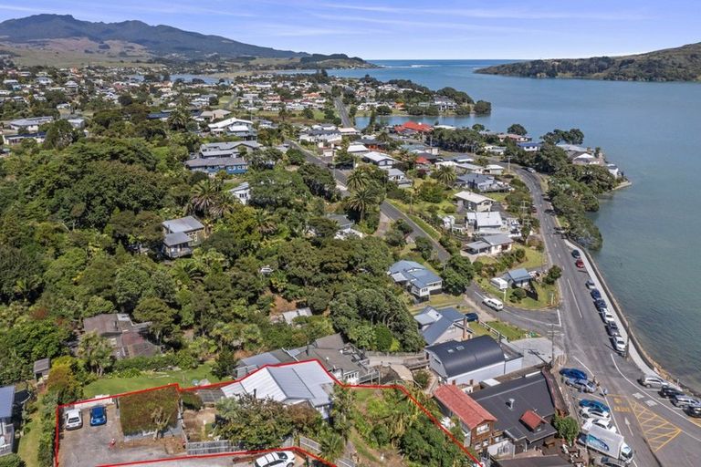 Photo of property in 77 Wallis Street, Raglan, 3225