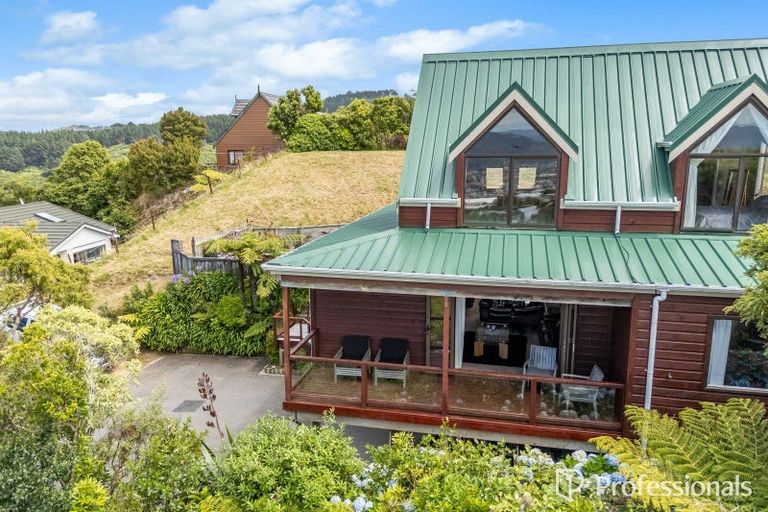 Photo of property in 11 Maungaraki Road, Korokoro, Lower Hutt, 5012