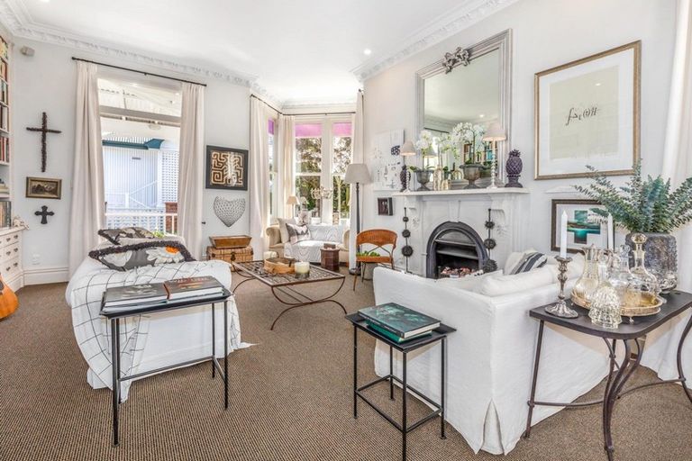 Photo of property in 31 Huanui Street, Ranui, Porirua, 5024