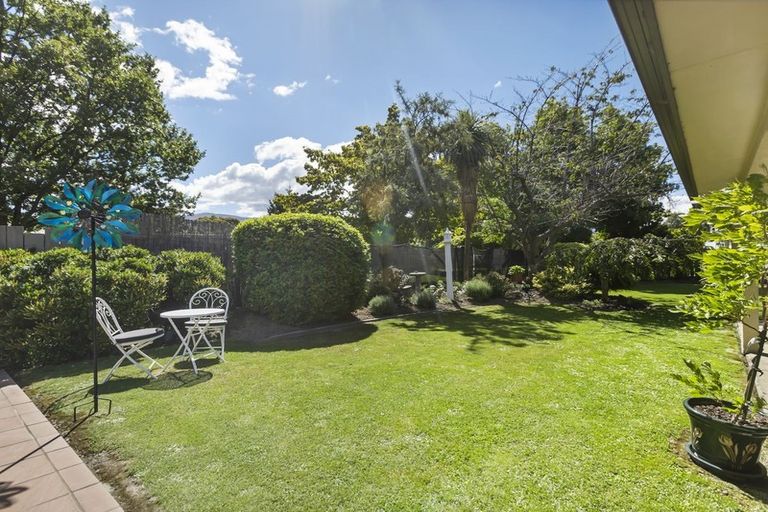 Photo of property in 2 Coleraine Street, Cromwell, 9310