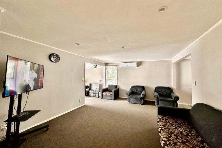 Photo of property in 192 Wordsworth Road, Manurewa, Auckland, 2102