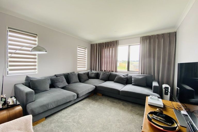 Photo of property in 22 Skiffington Road, Pokeno, 2402