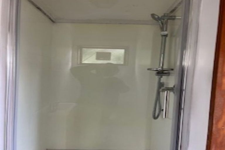 Photo of property in 1/29 Oaktree Avenue, Browns Bay, Auckland, 0630