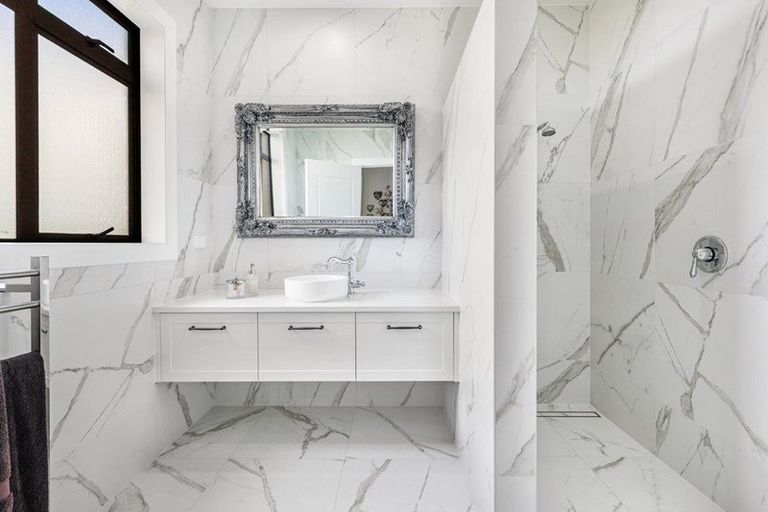 Photo of property in 53 The Ritz, Orewa, 0931