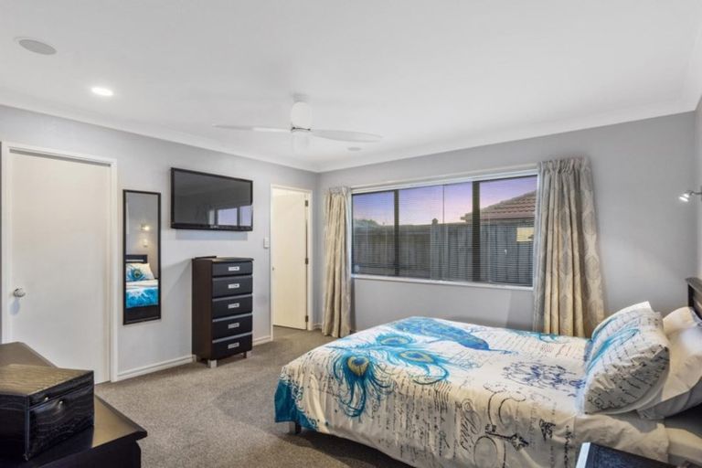 Photo of property in 35 Ocean Crest, Papamoa Beach, Papamoa, 3118