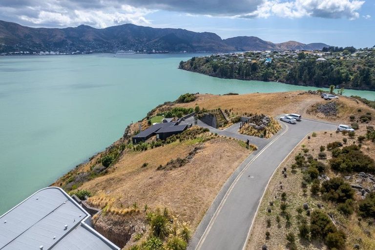 Photo of property in 10 Ohinehau Lane, Charteris Bay, Governors Bay, 8971