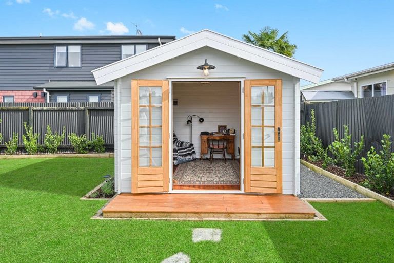 Photo of property in 4 Sunnyside Road, Nawton, Hamilton, 3200