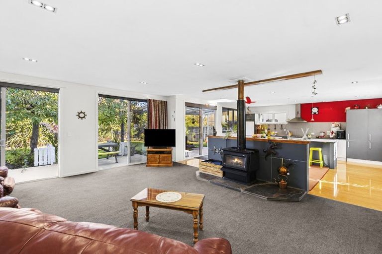 Photo of property in 83 Rob Roy Lane, Wanaka, 9305