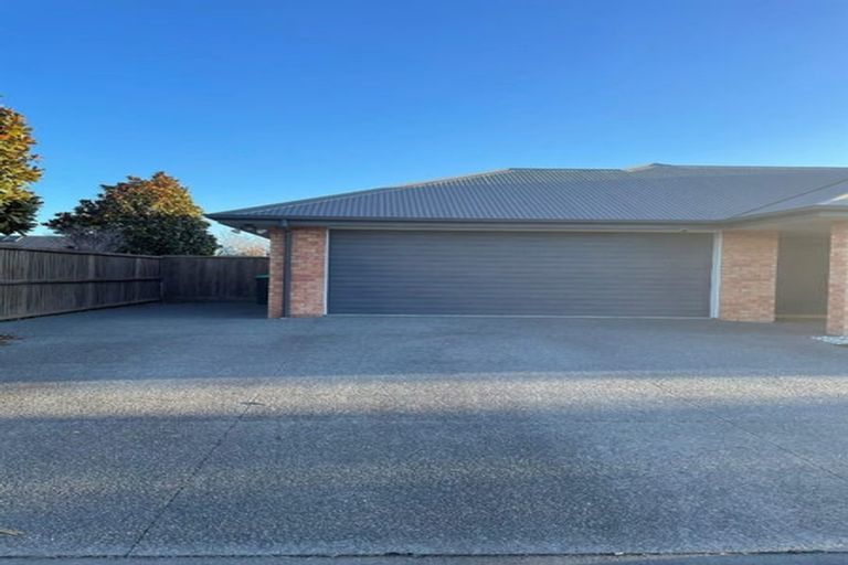 Photo of property in 12 Stationmasters Way, Prebbleton, 7604