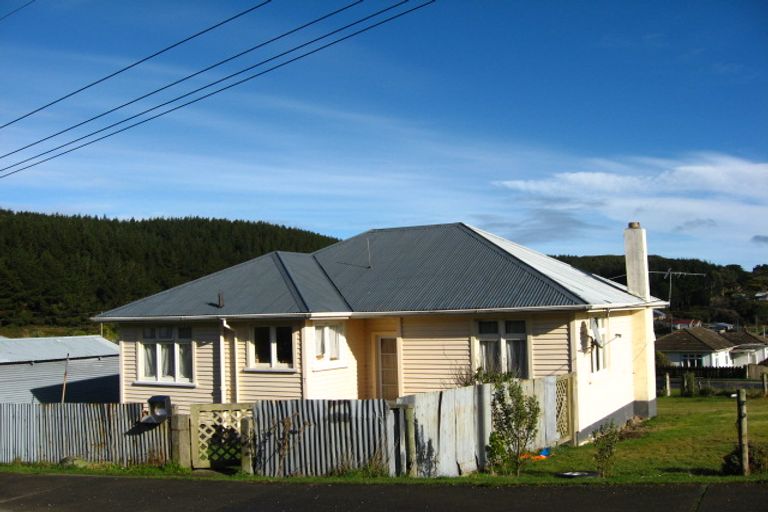 Photo of property in 7 Flagstaff Road, Bluff, 9814