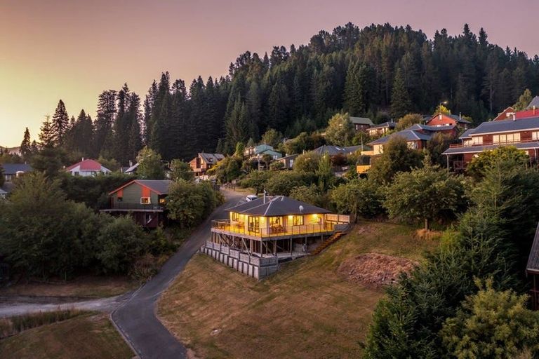 Photo of property in 50 Alpine Avenue, Hanmer Springs, 7334