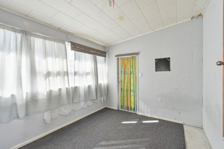 Photo of property in 5 Eden Street, Mangere East, Auckland, 2024