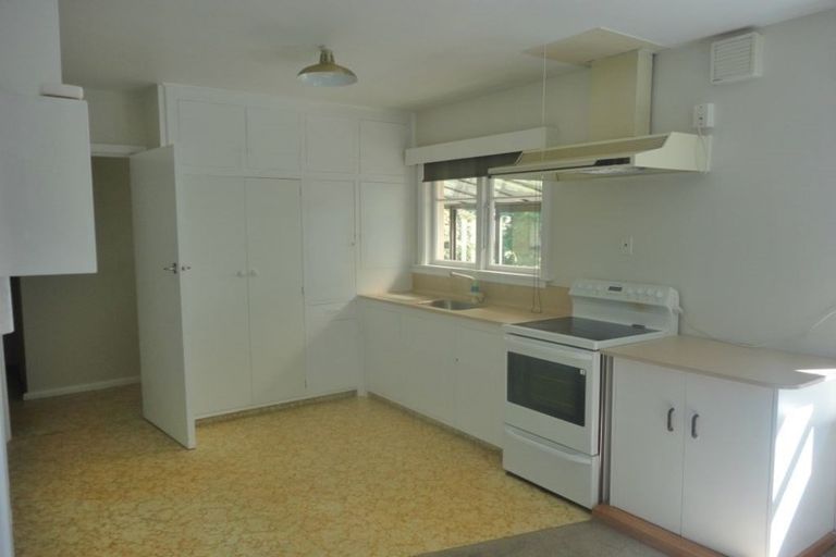 Photo of property in 144 Maidstone Road, Ilam, Christchurch, 8041