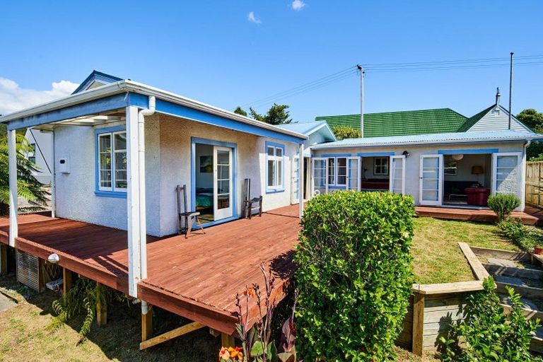 Photo of property in 111a Amohia Street, Paraparaumu, 5032