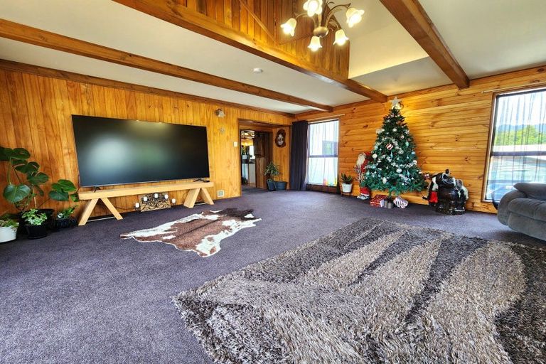 Photo of property in 1 Cadman Street, Runanga, 7803