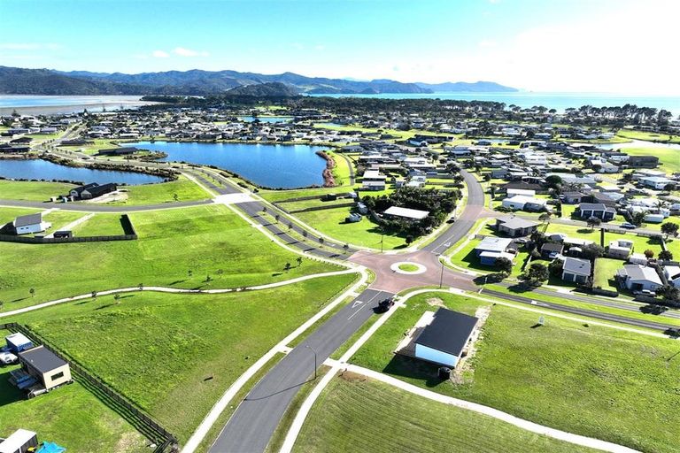 Photo of property in 237 Hamiora Street, Matarangi, 3592