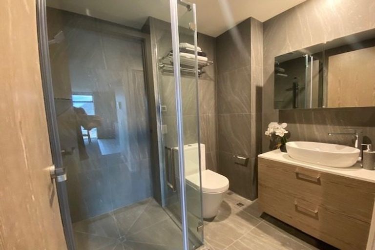 Photo of property in 34 Red Oaks Drive, Frankton, Queenstown, 9300