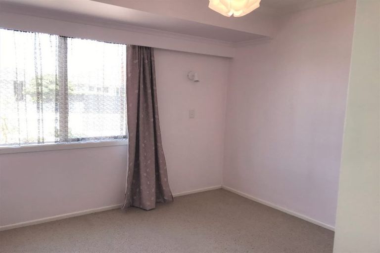 Photo of property in 5 Wilton Street, Westown, New Plymouth, 4310