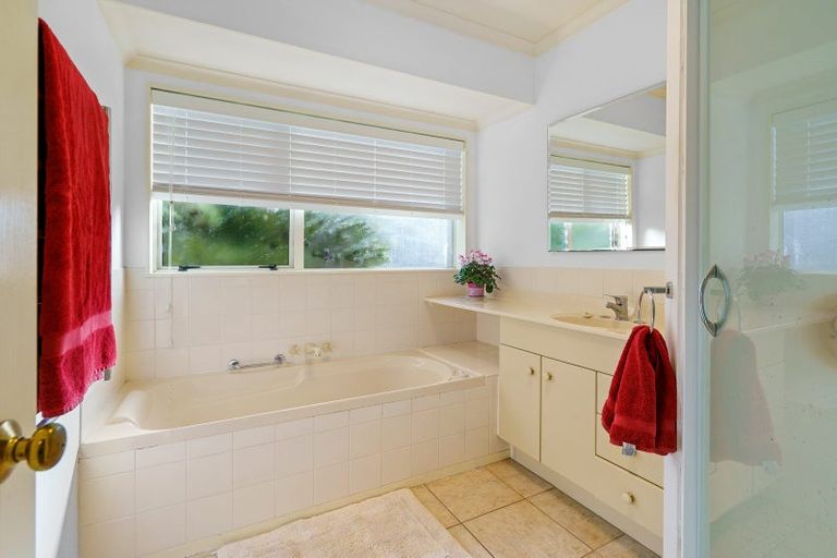 Photo of property in 65 Moore Street, Leamington, Cambridge, 3432