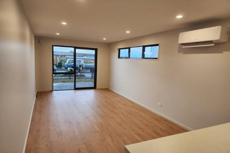 Photo of property in 35a Chrysolite Place, Belfast, Christchurch, 8051