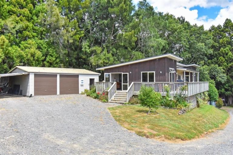 Photo of property in 298 Totara Road, Ararimu, Drury, 2579