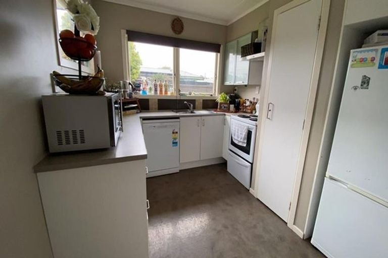 Photo of property in 5 Tudor Place, Mount Maunganui, 3116