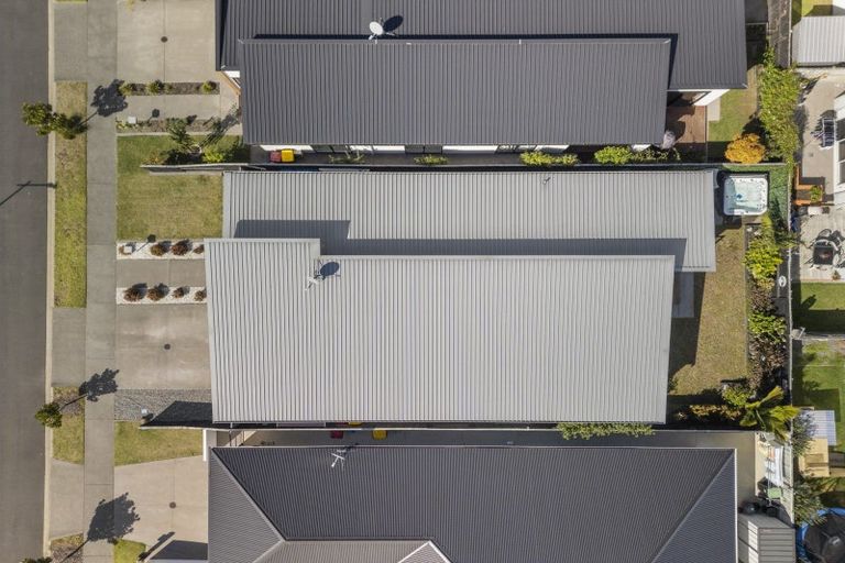 Photo of property in 10 Pimelea Street, Papamoa Beach, Papamoa, 3118