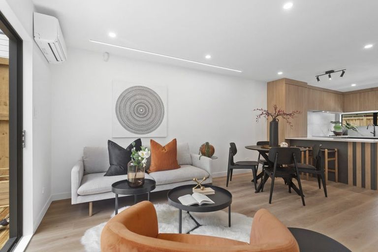 Photo of property in 7c Mildmay Road, Henderson, Auckland, 0610