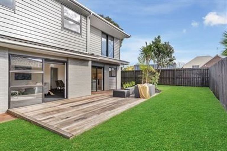 Photo of property in 4/155 Bucklands Beach Road, Bucklands Beach, Auckland, 2012