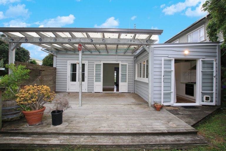 Photo of property in 37 Turakina Street, Grey Lynn, Auckland, 1021