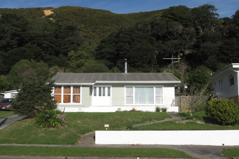 Photo of property in 248 Waddington Drive, Naenae, Lower Hutt, 5011